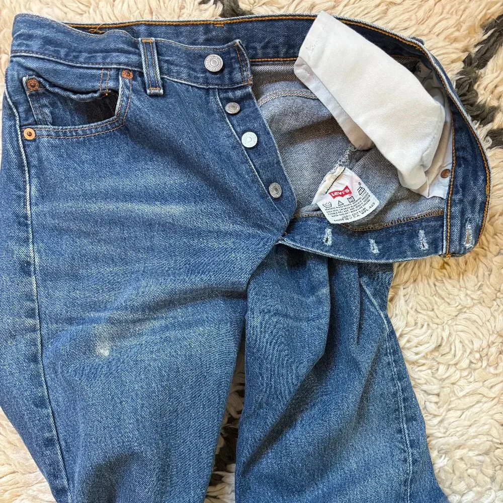 Vintage Levi's 501 - Picture 12 of 16